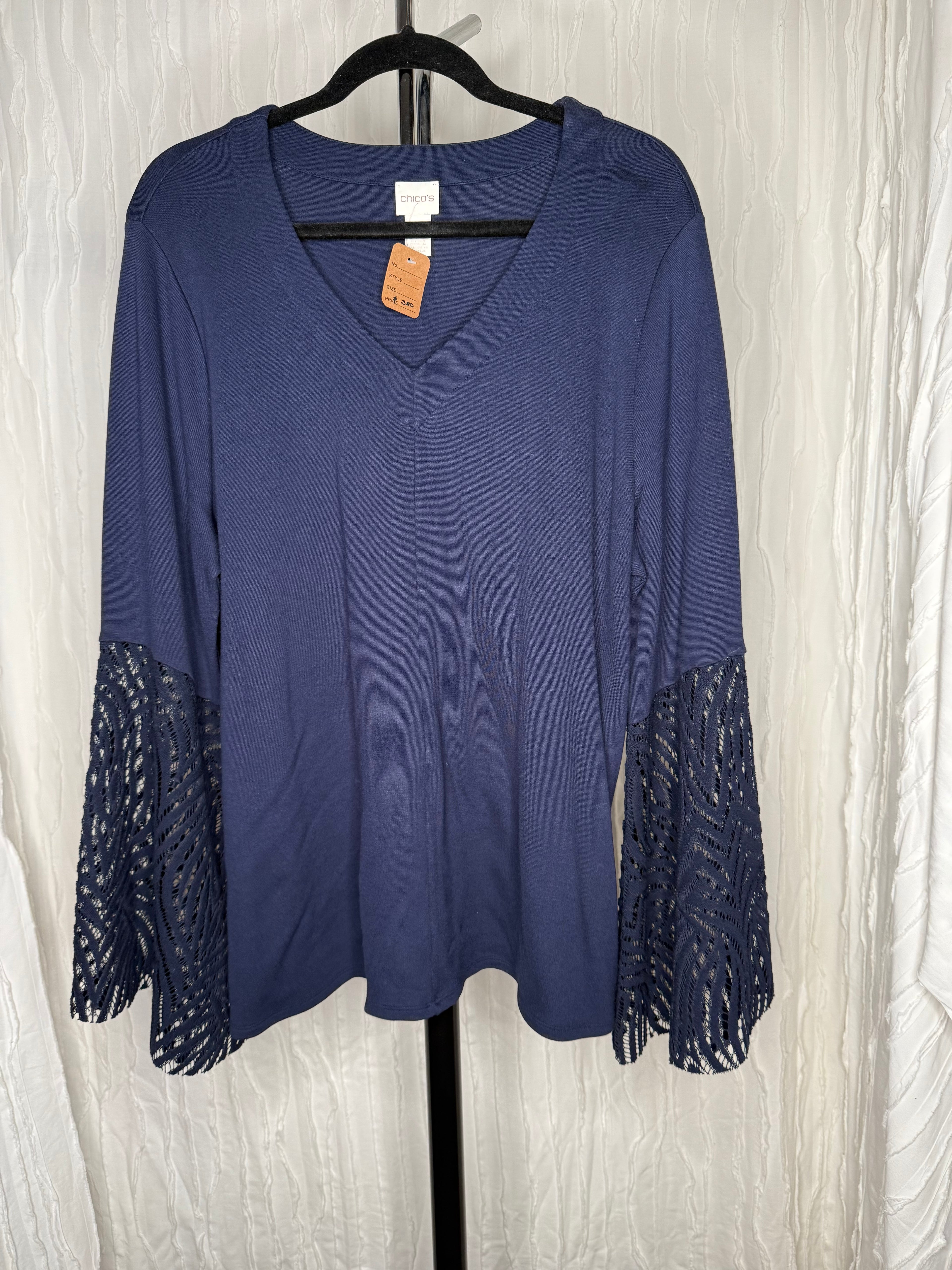 Blusa Azul marino. Marca Chico's