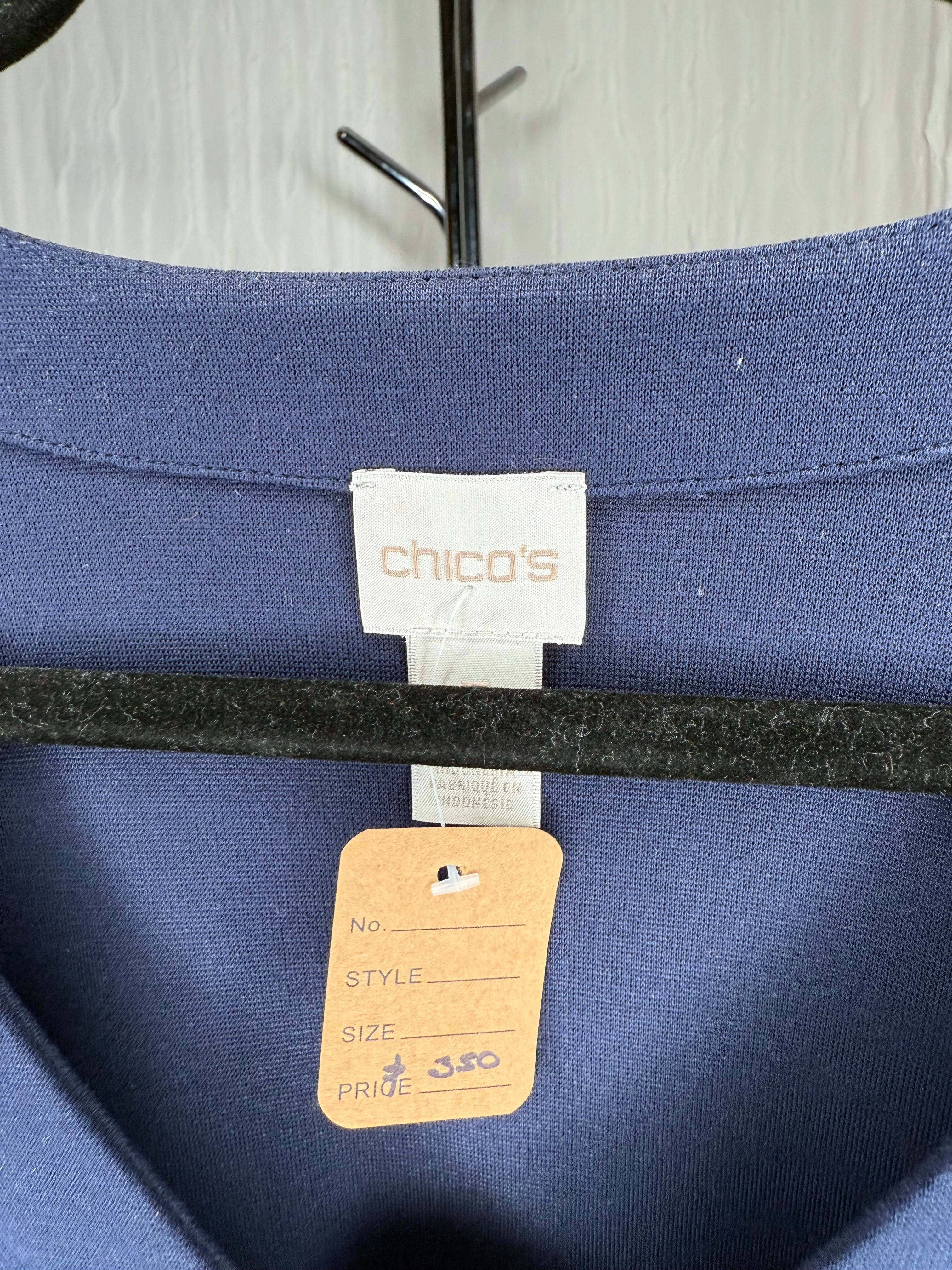 Blusa Azul marino. Marca Chico's